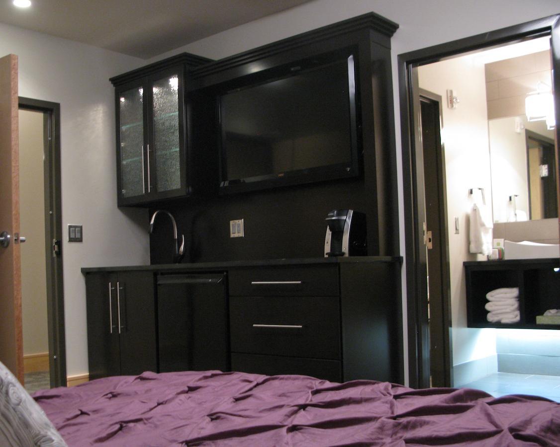 Suites At 118 Bloomington Szoba fotó